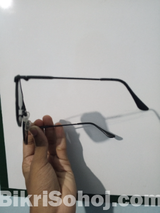 Sunglass